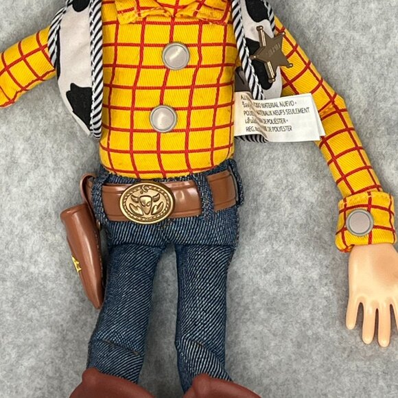 Disney Pixar Toy Story Sheriff Woody Pull String Talking Action Figure hat UKCA - Picture 3 of 11